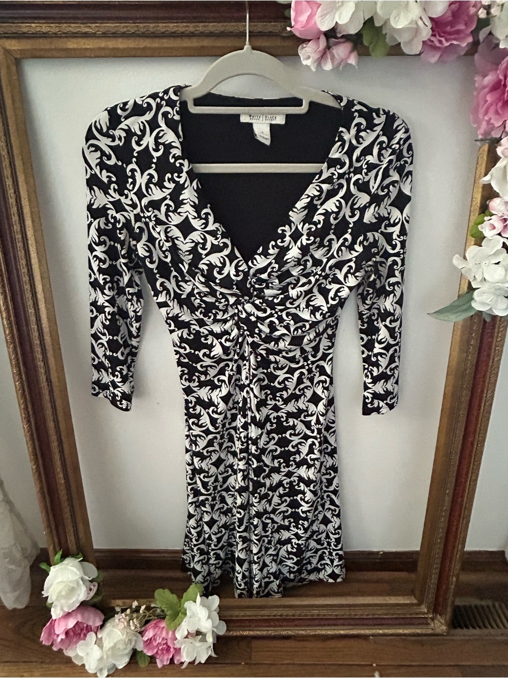 White House Black Market Black and White Printed V-Neck Dress